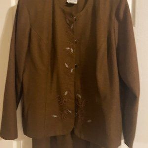 Brown Dress Suit with Embroidery